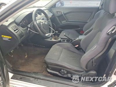 Zdjęcie 7 z 11 samochodu: 2005 HYUNDAI TIBURON GS VIN:KMHHM65DX5U174840 - miniatura