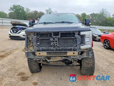 Piąte zdjęcie samochodu w środku: 2019 FORD F250 SUPER DUTY VIN:1FT7W2BT6KEE21274 - miniatura