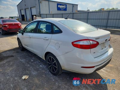 Drugie zdjęcie samochodu z przodu: 2018 FORD FIESTA SE VIN:3FADP4BJ1JM129816 - miniatura