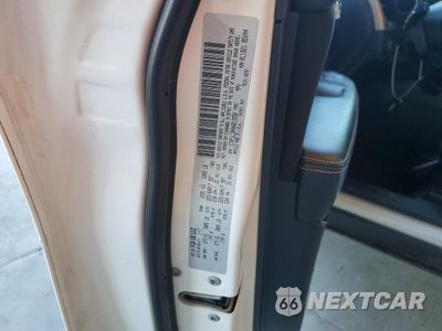 Zdjęcie 13 z 14 samochodu: 2017 JEEP CHEROKEE LATITUDE VIN:1C4PJLCB4HW613550 - miniatura