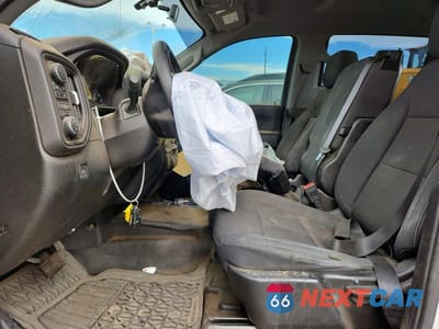 Zdjęcie 7 z 13 samochodu: 2020 CHEVROLET SILVERADO K1500 VIN:1GCPYAEH6LZ299702 - miniatura