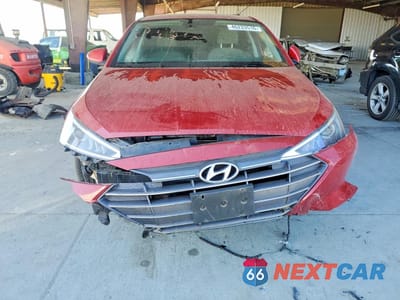 Piąte zdjęcie samochodu w środku: 2019 HYUNDAI ELANTRA SEL VIN:KMHD84LF2KU767082 - miniatura