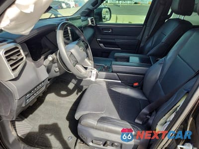 Zdjęcie 7 z 12 samochodu: 2024 TOYOTA TUNDRA PLATINUM HV VIN:5TFNC5DB6RX049682 - miniatura