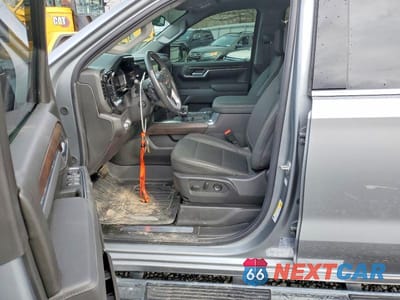 Zdjęcie 7 z 11 samochodu: 2026 GMC SIERRA K1500 SLT VIN:3GTUUDE83TG112464 - miniatura