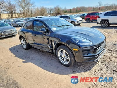 Czwarte zdjęcie samochodu z boku: 2026 PORSCHE MACAN BASE VIN:WP1AA2A54TLB00692 - miniatura