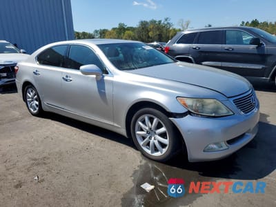 Czwarte zdjęcie samochodu z boku: 2008 LEXUS LS 460 BASE VIN:JTHBL46F985058947 - miniatura