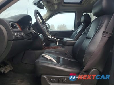 Zdjęcie 7 z 11 samochodu: 2011 CHEVROLET AVALANCHE LTZ VIN:3GNTKGE35BG131482 - miniatura