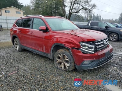 Czwarte zdjęcie samochodu z boku: 2018 VOLKSWAGEN ATLAS SE VIN:1V2CR2CA7JC509620 - miniatura