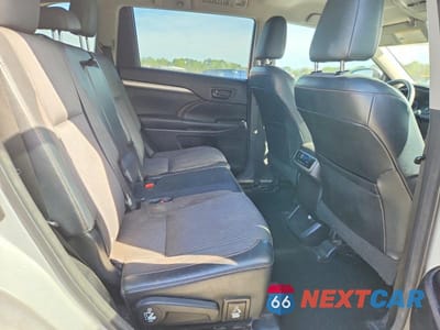 Zdjęcie 11 z 12 samochodu: 2014 TOYOTA HIGHLANDER LE PLUS VIN:5TDZKRFH3ES024123 - miniatura