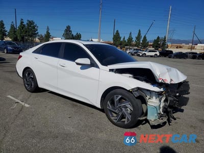 Czwarte zdjęcie samochodu z boku: 2025 HYUNDAI ELANTRA SEL CONVENIENCE VIN:KMHLS4DG8SU877381 - miniatura