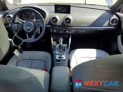 Zdjęcie 8 z 12 samochodu: 2018 AUDI A3 PREMIUM VIN:WAUAUGFF8J1004691 - miniatura