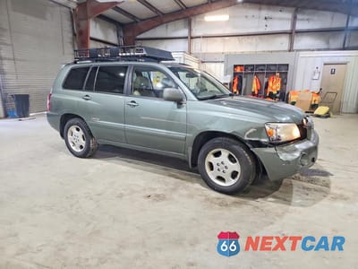 Czwarte zdjęcie samochodu z boku: 2007 TOYOTA HIGHLANDER LIMITED VIN:JTEEP21A870219198 - miniatura