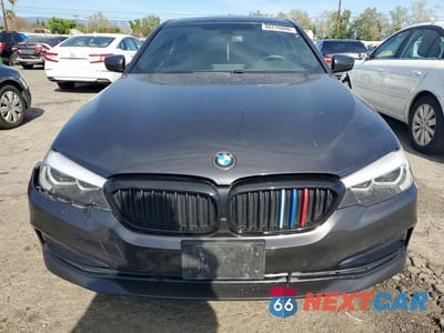 Piąte zdjęcie samochodu w środku: 2018 BMW 530 I VIN:WBAJA5C56JWA37428 - miniatura
