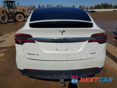 Zdjęcie 6 z 12 samochodu: 2017 TESLA MODEL X VIN:5YJXCBE20HF043908 - miniatura