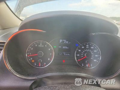 Zdjęcie 9 z 13 samochodu: 2017 KIA FORTE LX VIN:3KPFK4A78HE064815 - miniatura