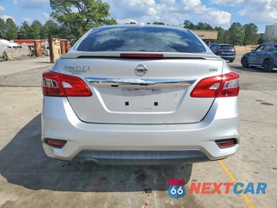Zdjęcie 6 z 11 samochodu: 2019 NISSAN SENTRA SR VIN:3N1AB7AP3KY223292 - miniatura