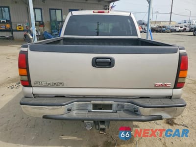 Zdjęcie 6 z 11 samochodu: 2005 GMC NEW SIERRA C1500 VIN:2GTEC13T151140465 - miniatura