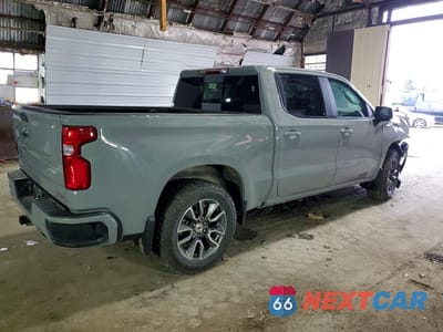 Trzecie zdjęcie samochodu z tyłu: 2024 CHEVROLET SILVERADO K1500 RST VIN:2GCUDEED5R1246297 - miniatura