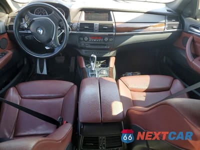 Zdjęcie 8 z 11 samochodu: 2011 BMW X6 XDRIVE50I VIN:5UXFG8C51BLZ96789 - miniatura