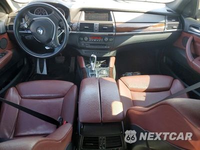 Zdjęcie 8 z 12 samochodu: 2011 BMW X6 XDRIVE50I VIN:5UXFG8C51BLZ96789 - miniatura