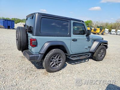 Trzecie zdjęcie samochodu z tyłu: 2025 JEEP WRANGLER SPORT VIN:1C4PJXAN6SW657044 - miniatura