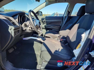 Zdjęcie 7 z 13 samochodu: 2011 MITSUBISHI OUTLANDER SPORT SE VIN:JA4AR4AU0BZ009762 - miniatura