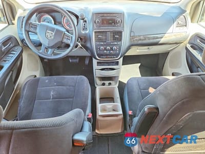 Zdjęcie 8 z 13 samochodu: 2011 DODGE GRAND CARAVAN MAINSTREET VIN:2D4RN3DG8BR626456 - miniatura