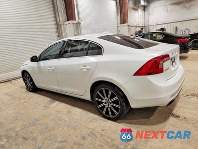 Drugie zdjęcie samochodu z przodu: 2016 VOLVO S60 PLATINUM VIN:LYV612TM4GB104358 - miniatura