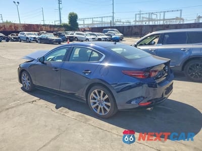 Drugie zdjęcie samochodu z przodu: 2019 MAZDA 3 PREMIUM VIN:3MZBPAEM9KM100651 - miniatura