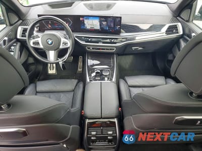 Zdjęcie 8 z 14 samochodu: 2023 BMW X7 XDRIVE40I VIN:5UX23EM00P9N61973 - miniatura