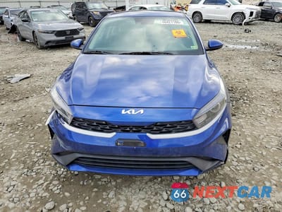Piąte zdjęcie samochodu w środku: 2024 KIA FORTE LXS VIN:3KPF24AD2RE755376 - miniatura