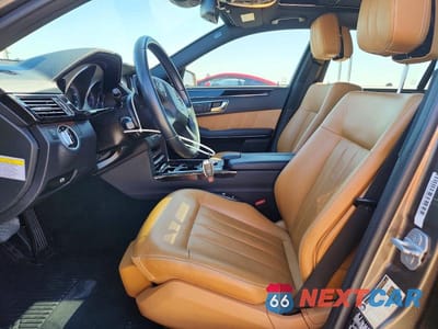 Zdjęcie 7 z 12 samochodu: 2011 MERCEDES-BENZ E 350 BLUETEC VIN:WDDHF2EB1BA445163 - miniatura