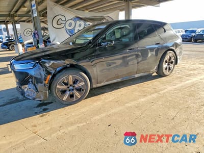 2024 BMW IX XDRIVE50 WB523CF07RCN58332 - główne zdjęcie licytacji z USA - miniatura