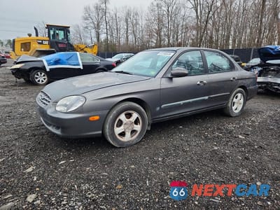 2000 HYUNDAI SONATA GL KMHWF25S6YA286680 - główne zdjęcie licytacji z USA - miniatura