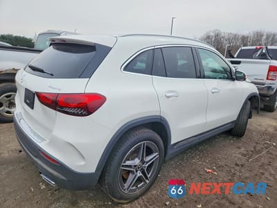 Trzecie zdjęcie samochodu z tyłu: 2022 MERCEDES-BENZ GLA 250 4MATIC VIN:W1N4N4HB4NJ372953 - miniatura