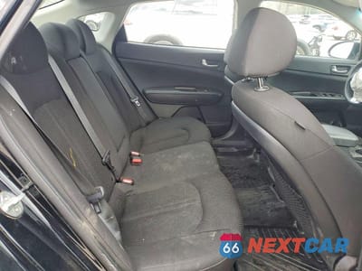 Zdjęcie 10 z 11 samochodu: 2019 KIA OPTIMA LX VIN:5XXGT4L37KG359480 - miniatura