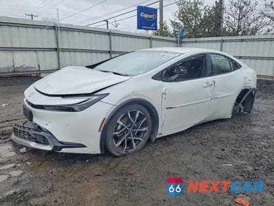 2024 TOYOTA PRIUS PRIME XSE JTDACACU4R3036639 - główne zdjęcie licytacji z USA - miniatura