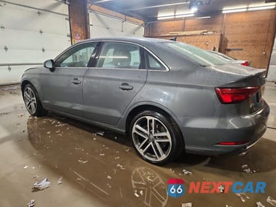 Drugie zdjęcie samochodu z przodu: 2019 AUDI A3 PREMIUM VIN:WAUBEGFFXK1024279 - miniatura