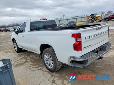 Drugie zdjęcie samochodu z przodu: 2021 CHEVROLET SILVERADO C1500 VIN:3GCNWAEF6MG252618 - miniatura