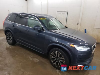 Czwarte zdjęcie samochodu z boku: 2022 VOLVO XC90 T6 MOMENTUM VIN:YV4A22PK3N1840578 - miniatura