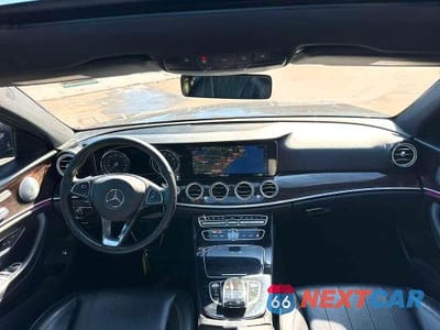 Zdjęcie 6 z 10 samochodu: 2017 MERCEDES-BENZ E 300 4MATIC VIN:WDDZF4KBXHA053876 - miniatura