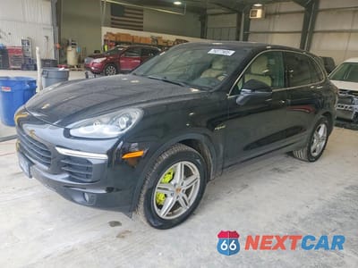 2015 PORSCHE CAYENNE SE HYBRID WP1AE2A21FLA51479 - główne zdjęcie licytacji z USA - miniatura