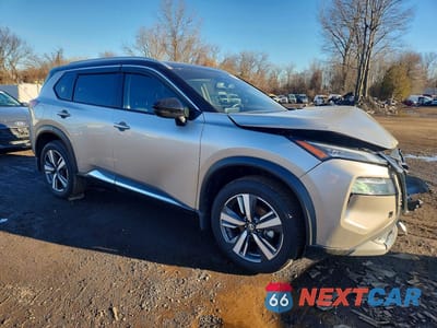 Czwarte zdjęcie samochodu z boku: 2021 NISSAN ROGUE SL VIN:JN8AT3CB0MW238366 - miniatura
