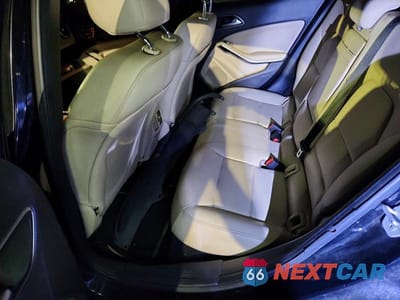 Zdjęcie 10 z 14 samochodu: 2015 MERCEDES-BENZ GLA 250 4MATIC VIN:WDCTG4GBXFJ086874 - miniatura