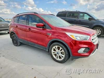 Czwarte zdjęcie samochodu z boku: 2018 FORD ESCAPE SE VIN:1FMCU0GD6JUB71755 - miniatura