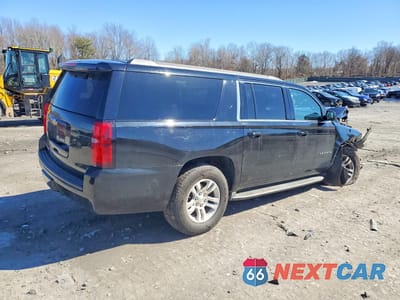 Trzecie zdjęcie samochodu z tyłu: 2015 CHEVROLET SUBURBAN K1500 LT VIN:1GNSKJKCXFR587948 - miniatura
