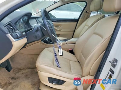 Zdjęcie 7 z 11 samochodu: 2011 BMW 5 SERIES VIN:WBAFR1C50BDS35035 - miniatura