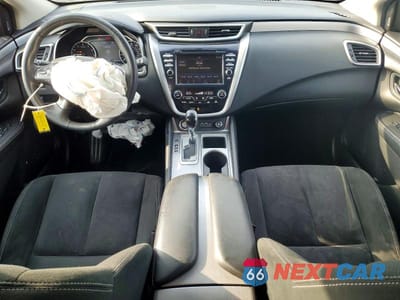 Zdjęcie 8 z 14 samochodu: 2019 NISSAN MURANO SV VIN:5N1AZ2MS1KN158415 - miniatura