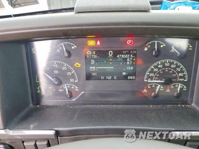 Zdjęcie 8 z 10 samochodu: 2019 VOLVO VNR SEMI TRUCK VIN:4V4W19DF4KN217894 - miniatura