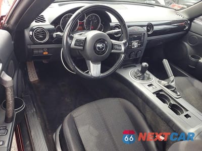 Zdjęcie 8 z 11 samochodu: 2006 MAZDA MX-5 MIATA VIN:JM1NC25F860106355 - miniatura